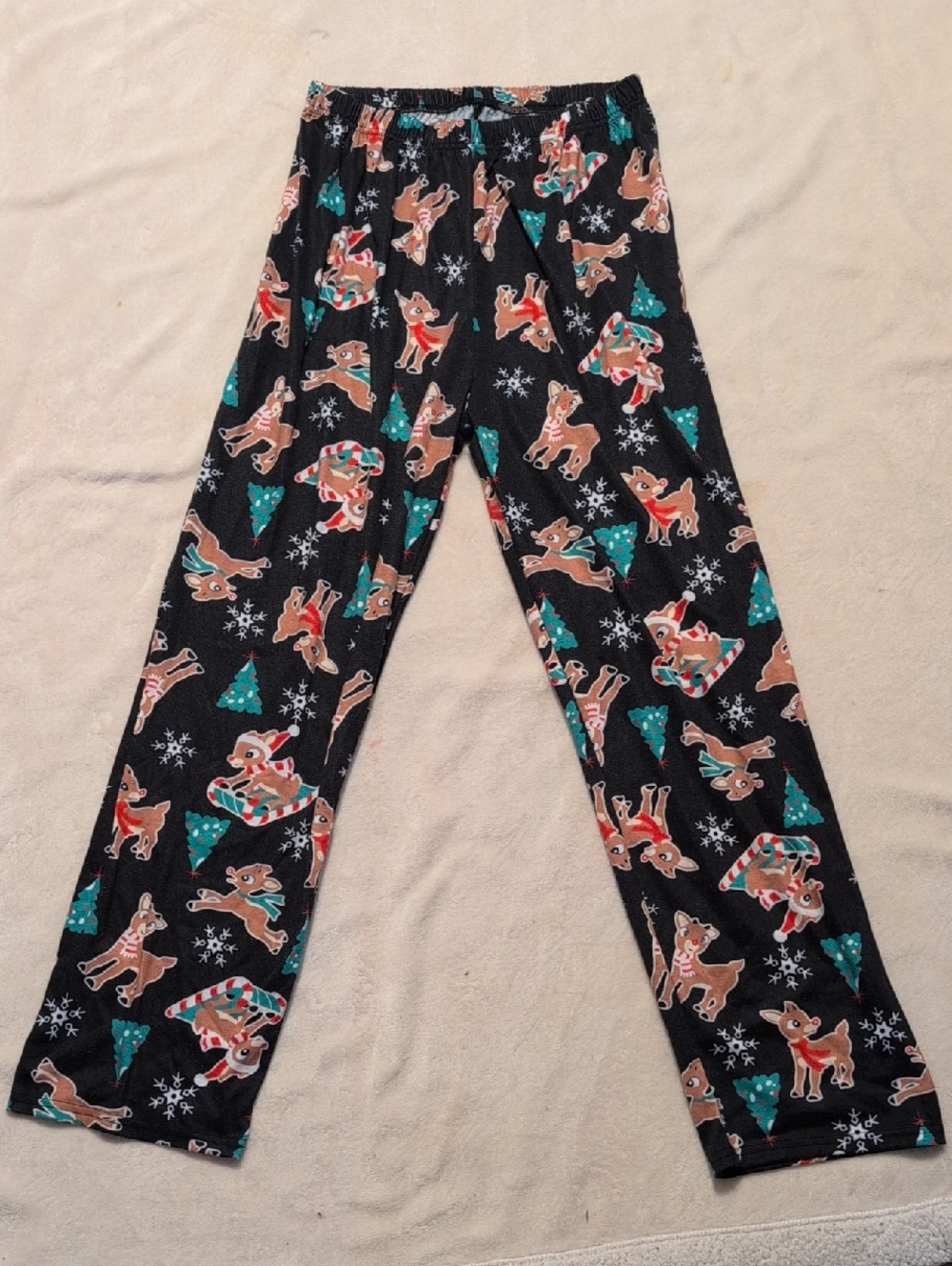 Amazon Woman's black Holiday Reindeer Print Pajama Pants Size Large